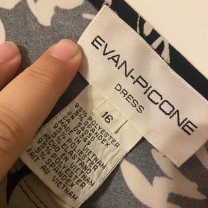 Evan Picone women’s dress